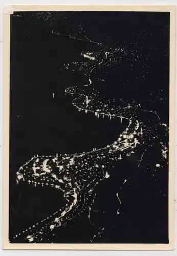 CH 1820 MONTREUX VD, La nuit / bei acht / by night