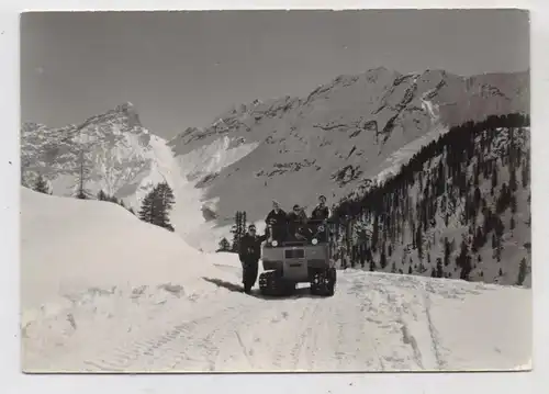 AUTOMOBIL - Schneekettenfahrzeug, Col Becchel