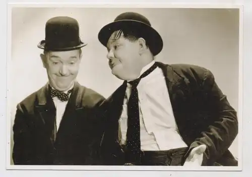 FILM STARS - OLIVER HARDY / STAN LAUREL