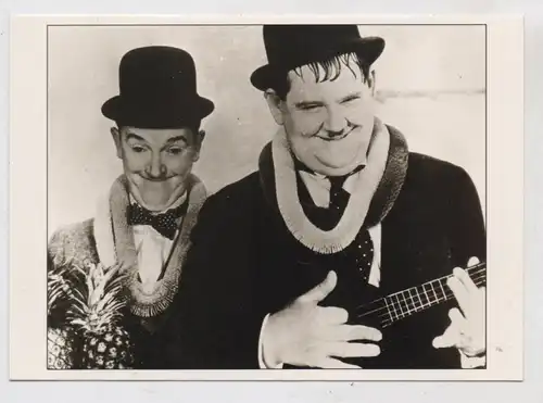 FILM STARS - OLIVER HARDY / STAN LAUREL