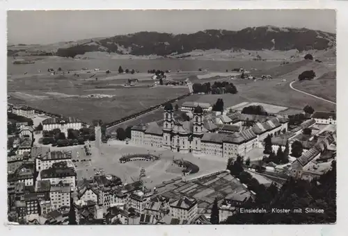 CH 8840 EINSIEDELN SZ, Kloster mit Sihlsee, Luftaufnahme, 1960