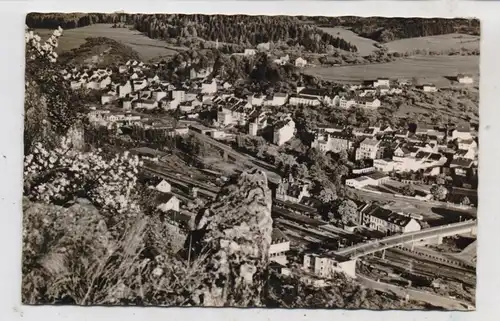 5530 GEROLSTEIN, Blick auf Bahnhof und Umgebung, rücks. kl. Klebereste