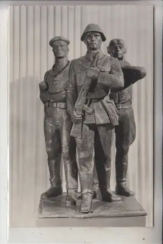 0-1500 POTSDAM, Armeemuseum, NVA, Militär