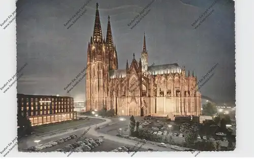 5000 KÖLN, Roncalli-Platz, Kölner Dom bei Nacht, Dom-Hotel, Parkplatz, Oldtimer, 1958