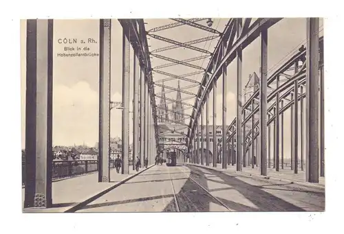 5000 KÖLN, Blick in die Hohenzollernbrücke, Strassenbahn