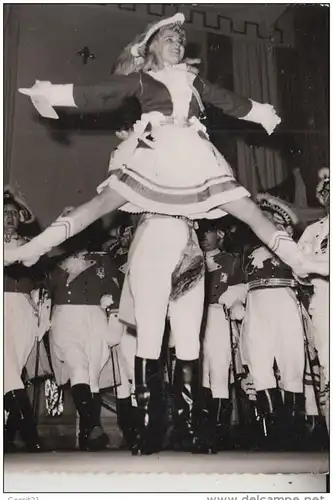 5000 KÖLN, Karneval, Mariechentanz  Blaue Funken