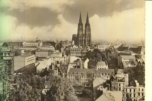 5000 KÖLN, Kirche St.Gereon, Blick auf den Dom, noch erkennbare Kriegsschäden