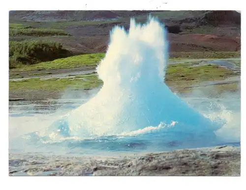 ISLAND, Strokkur i Haikadal