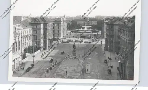 A 1000 WIEN, Schwarzenbergplatz, Oldtimer