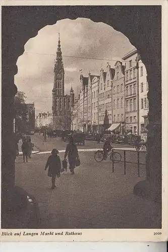 DANZIG, Blick auf Langen Markt und Rathaus, Oldtimer