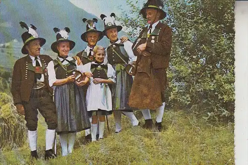 A 6167 NEUSTIFT, Stubaier Tracht