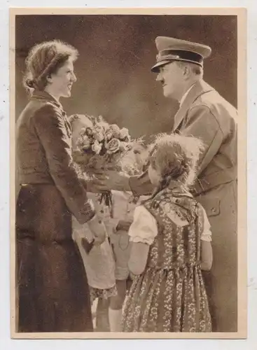 GESCHICHTE - PROPAGANDA III.Reich, "DEUTSCHER FRÜHLING", Hitler überreicht Blumenstrauss, Heinrich Hoffmann / VDA