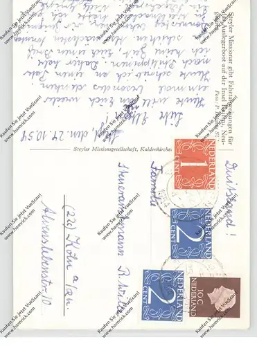 PAPUA - NEW GUINEA, KAIRIRU, Auslegerboot mit Steyler Missionar