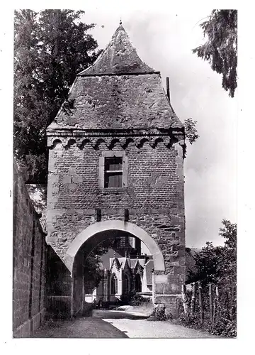 B 6870 SAINT HUBERT, Porte