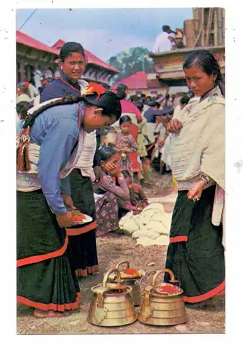 NEPAL - KATHMANDU valley, typical women, Trachten / Ethnic