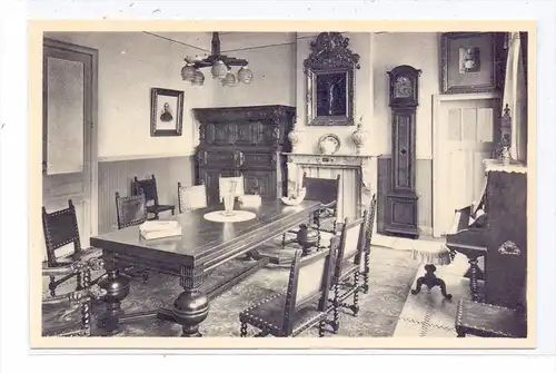 B 2380 RAVELS, O.L. Vrouw van de Kempen, Ontvangszaal, Piano