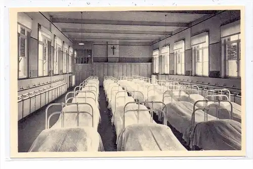 B 2380 RAVELS, O.L. Vrouw...., Slaapzaal