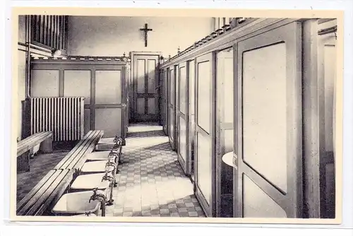 B 2380 RAVELS, O.L. Vrouw...., Badzaal