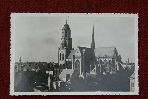 B 2500 LIER, Sint-Gumardus kerk
