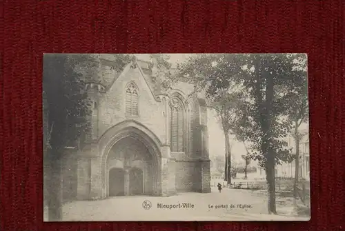 B 8620 NIEUWPOORT, La portail de l'Eglise, 1915