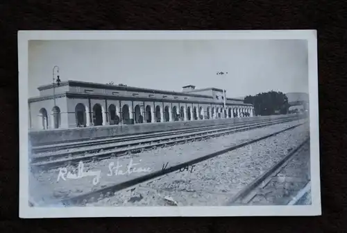 PAKISTAN - KOHAT - Railway Station, Bahnhof - La Gare - Photo - Einriss unterer Rand, cut - AF