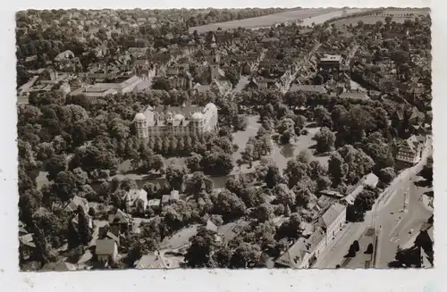 3100 CELLE, Schloß und Umgebung, Luftaufnahme 1960