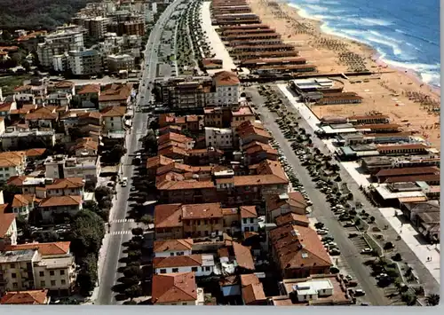 I 55041 CAMAIORE, Lido