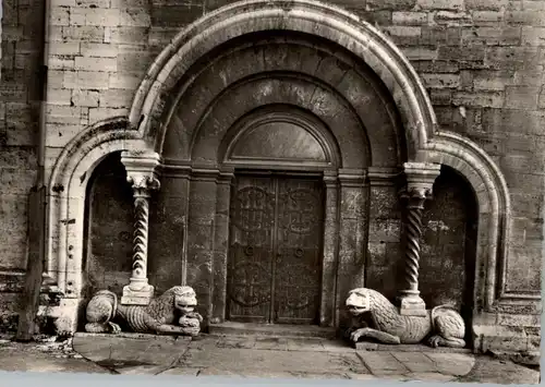 3308 KÖNIGSLUTTER, Stiftskirche, Löwentor