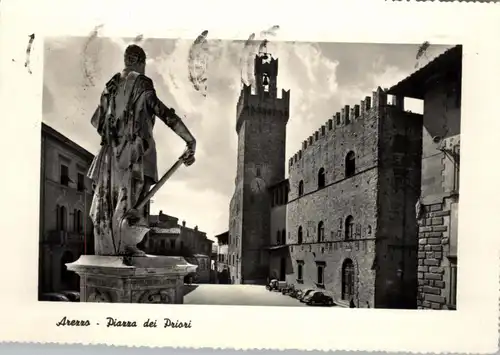 I 52100 AREZZO, Piazza dei Priori, 1957