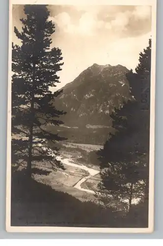 8107 ETTAL, Blick vom Farchant auf Loisachtal und Kramer