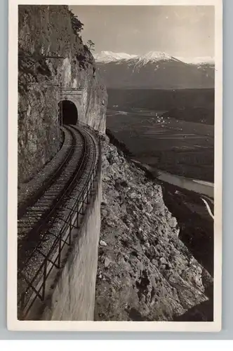 EISENBAHN / Railway, Karwendelbahn, Tunnel an der Wand