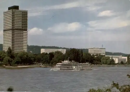 5300 BONN - GRONAU, Bundeshaus und Abgeordnetenhaus von der Rheinseite, KD-Dampfer