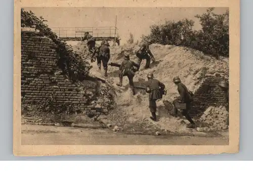 MILITÄR - 1. Weltkrieg, Maschinengewehre werden in Stellung gebracht, WHW - 1933 / 34