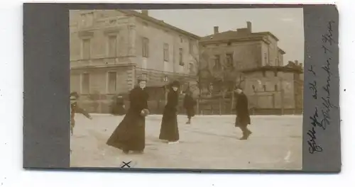 WINTERSPORT - Schlittschuhlaufen / Ice skating / Scating de glace / Schaatsen, Hartphoto, ca. 1900