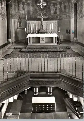 5300 BONN - BEUEL - SCHWARZRHEINDORF, Doppelkirche, Durchblick in die Unterkirche