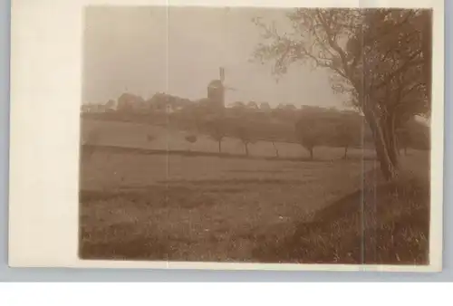 LATVIJA / LETTLAND - GUT PIXTERN / Kurland, Photo-AK mit Windmühle, wahrscheinlich 1. WK