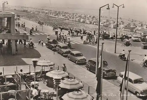 ZUID-HOLLAND - KATWIJK, Centrum Boulevard, Oldtimer, OPEL, VOLVO...1957