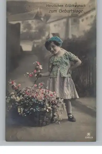 KINDER - Mädchen mit Blumenkorb, 190...