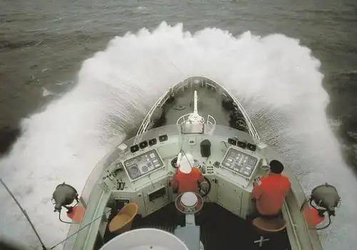 SEENOTRETTUNG - Seenotkreuzer mit Tochterboot