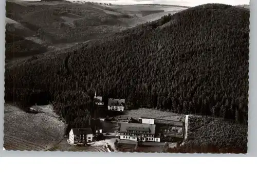 5948 SCHMALLENBERG - OBERKIRCHEN, Berghotel Hoher Knochen, Luftaufnahme