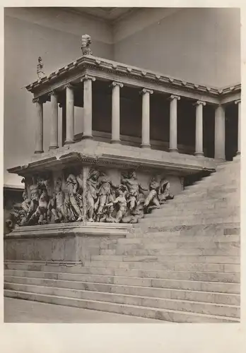 1000 BERLIN, Pergamonmuseum, Der Altar von Pergamon, DKV Deutscher Kunst Verlag, 1934