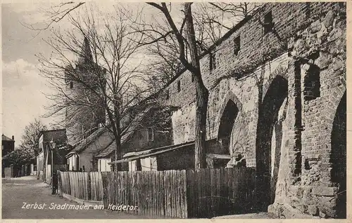 0-3400 ZERBST,  Stadtmauer am Heidetor