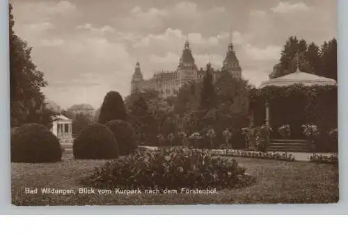 3590 BAD WILDUNGEN, Blick vom Kurpark zum Fürstenhof