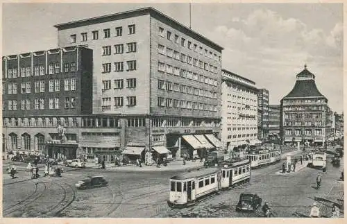 4300 ESSEN, Bahnhofsvoplatz, Strassenbahnen