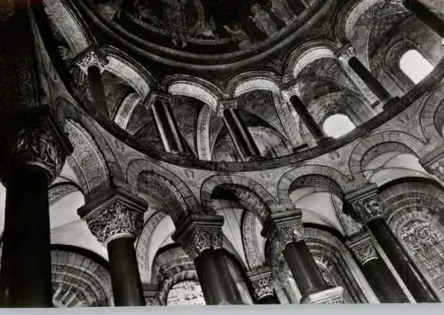 LIMBURG - MAASTRICHT, Basiliek van O.L.Vrouw, Priesterkoor