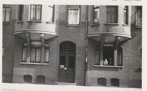 3000 HANNOVER - VAHRENWALD, Kriegerstrasse 15, 1 Photo-AK & 4 Kleinphotos