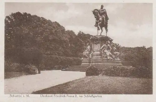 0-2750 SCHWERIN, Denkmal Friedrich Franz II. im Schloßgarten