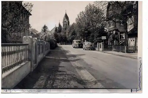 [Ansichtskarte] 5060 BERGISCH GLADBACH, Strassenansicht Nähe St. Laurentius - Kirche, Archivbeleg 15 x 10 cm, Ommibus, VW-Bus, 50er Jahre. 