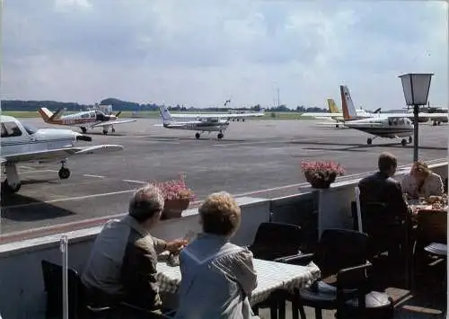 [Ansichtskarte] FLUGHAFEN / AIRPORT - Mülheim/Ruhr - Essen, Aussichtsterrasse, Sportflugzeuge. 