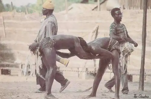 [Ansichtskarte] VÖLKERKUNDE / ETHNIC - Wrestling - Gambia. 